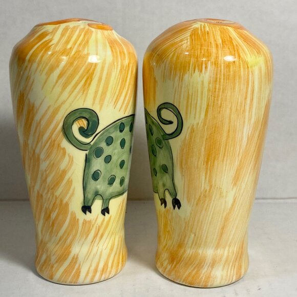 Vintage Pig Pigs Salt & Pepper Shaker Ceramic Country Cottage Core Yellow Green - Picture 6 of 12